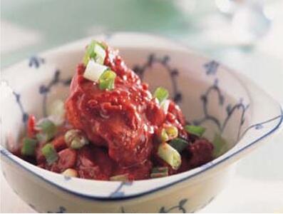 紅糟蒸排骨怎么做？