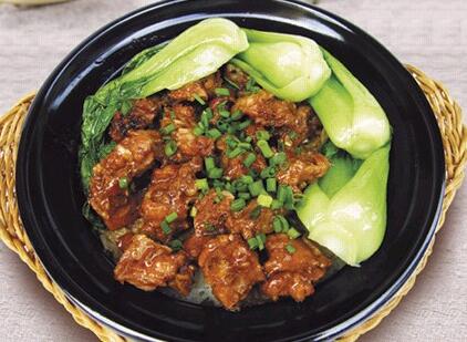 噴香迷人的出彩煲仔飯怎么做？