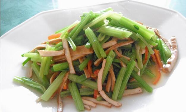 如何做藥芹香干？