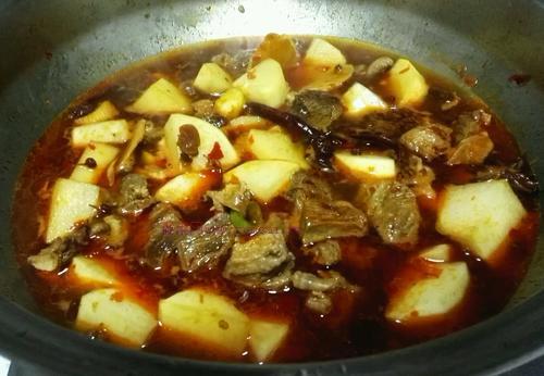 蘿卜燉牛腩的做法