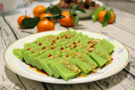 年夜菜碧綠芹香肉皮凍