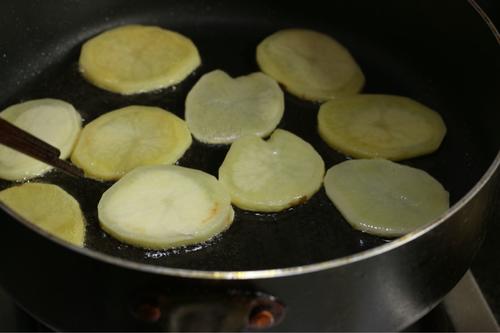 香辣干鍋土豆的做法