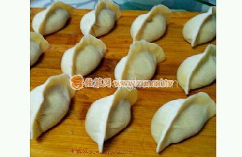 龍利魚(yú)餃子的做法