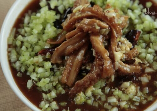 怎么做拍蒜燴羊肚絲？