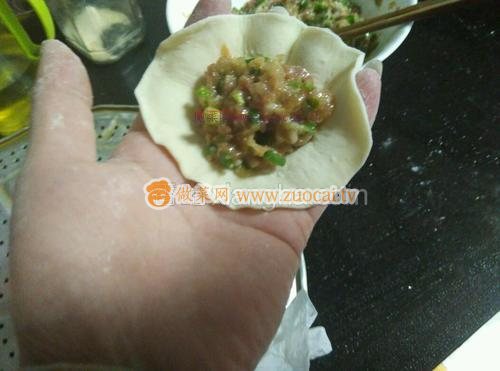 蘿卜肉餡包的做法