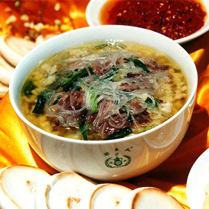 牛羊肉泡饃 牛羊肉泡饃的做法 牛羊肉泡饃的營(yíng)養(yǎng)價(jià)值