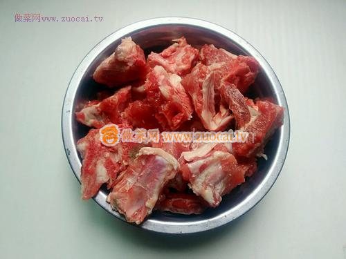 排骨蘿卜湯的做法
