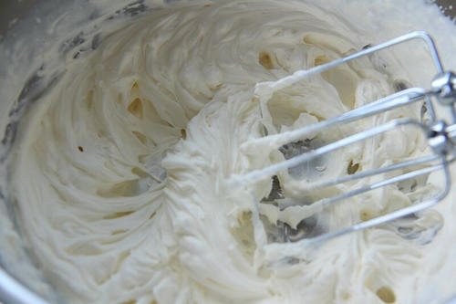 冰涼舒爽冰激凌新吃法比哈根斯達(dá)還好吃！的做法