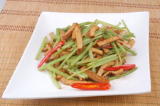 芹菜香干肉絲
