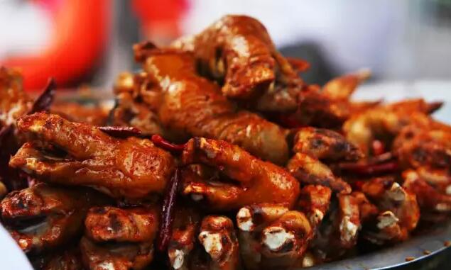 新疆美味——胡辣羊蹄怎么做？