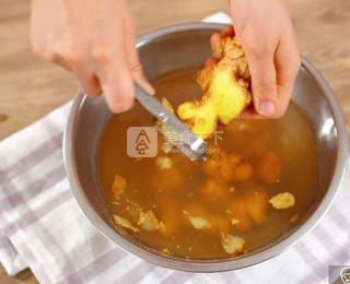 nuc原汁機食譜：生姜檸檬冰，夏日爽飲的做法步驟：1