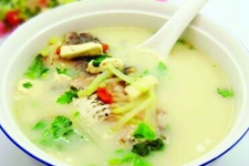 鯽魚(yú)燉豆腐