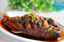 紅燒鯽魚(yú)