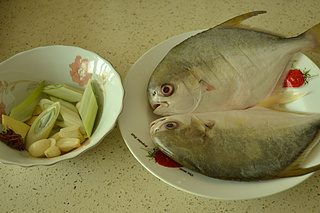紅燒魚(yú)的做法步驟：3