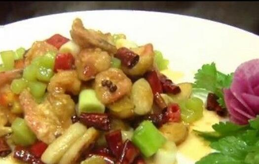 皮酥肉嫩的年糕蝦球怎么做？