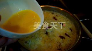 蘋果酒釀雞蛋羹養(yǎng)顏豐胸必備哦的做法步驟:11