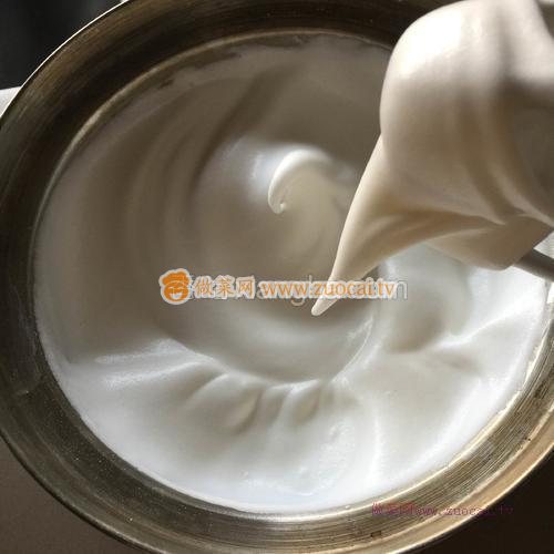 肉松蛋糕的做法