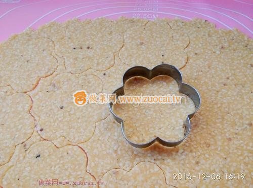 芝麻薄脆餅(無油無糖)的做法