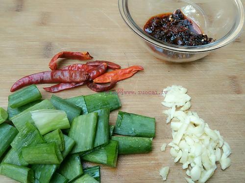 豆豉醬燒鰱魚(yú)塊的做法