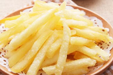 自制薯?xiàng)l,自制薯?xiàng)l不軟的做法,自制薯?xiàng)l的做法,自制薯?xiàng)l如何炸脆