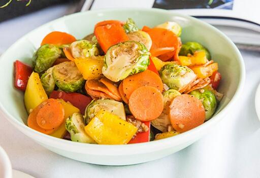 營(yíng)養(yǎng)均衡的清炒小甘藍(lán)怎么做？