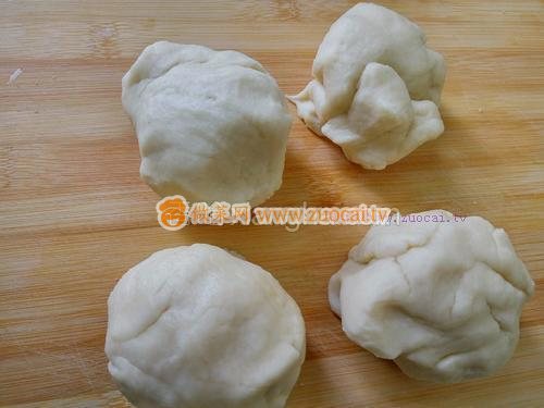 椒鹽蔥油餅的做法