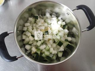 夏里的解暑飲品——冬瓜茶的做法步驟:2