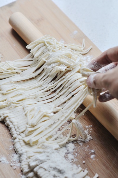 手搟面的做法步驟18