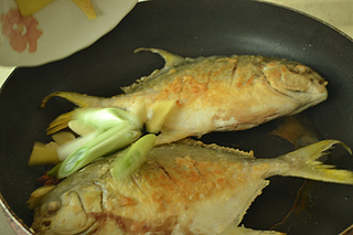 紅燒魚(yú)的做法步驟：7