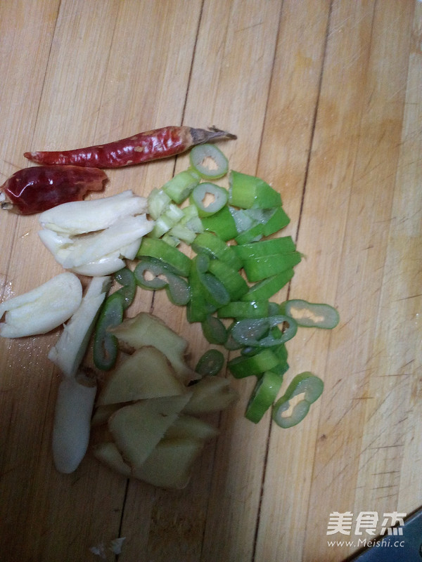 紅燒紅頭魚(yú)干的做法