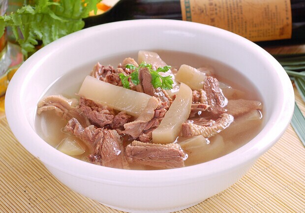 酸蘿卜鴨子湯