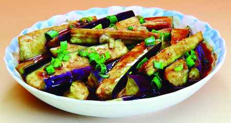 茄子的營養(yǎng)美味吃法，茄子怎么做菜好吃又營養(yǎng)