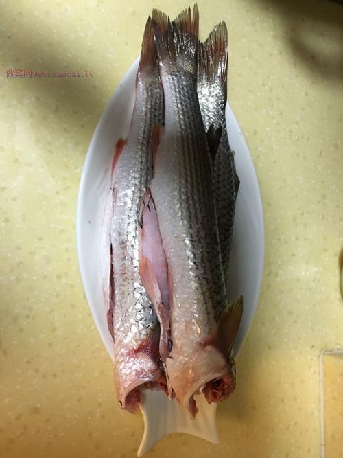 醬燜梭魚(yú)的做法