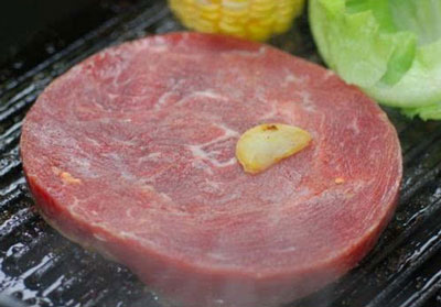 如何分辨真假牛排，鑒別牛排真假的實(shí)用方法