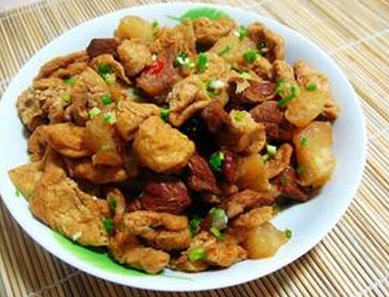 快手家常菜油豆泡燒肉怎么做？