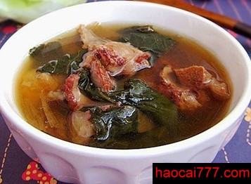 白菜干煲豬骨的做法,潤肺的廣東老火湯