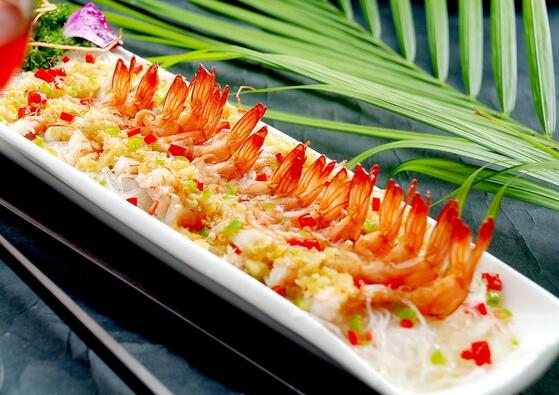 蒜香下飯的蒜蓉開邊蝦怎么做?