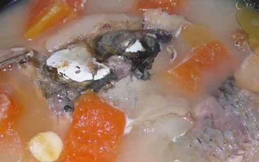養(yǎng)胃生津的紅蘿卜番茄煲鯇魚尾怎么做？