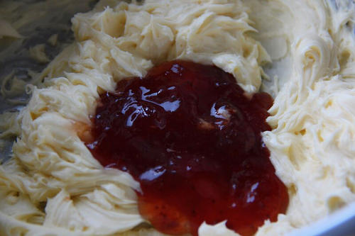 冰涼舒爽冰激凌新吃法比哈根斯達(dá)還好吃！的做法