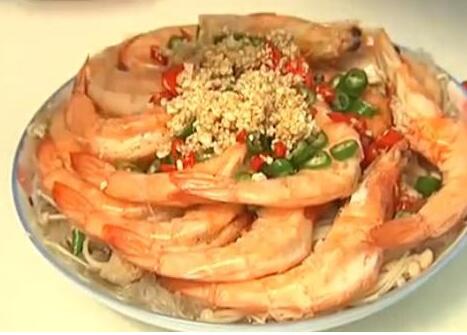 夏日無油煙的快手菜——金針粉絲清蒸蝦怎么做？