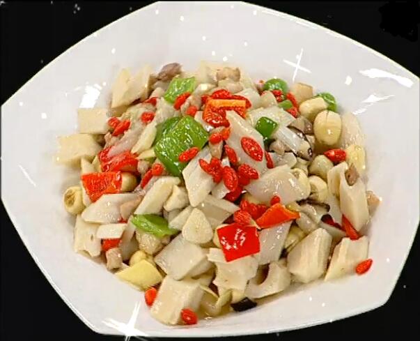 材料豐富的五彩藕丁怎么做？