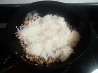 白蘿卜肉餡大包子的做法步驟7