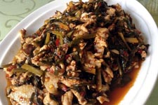 腌菜炒肉的做法