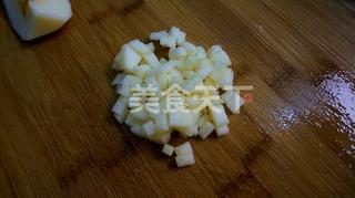 蘋果酒釀雞蛋羹養(yǎng)顏豐胸必備哦的做法步驟:3