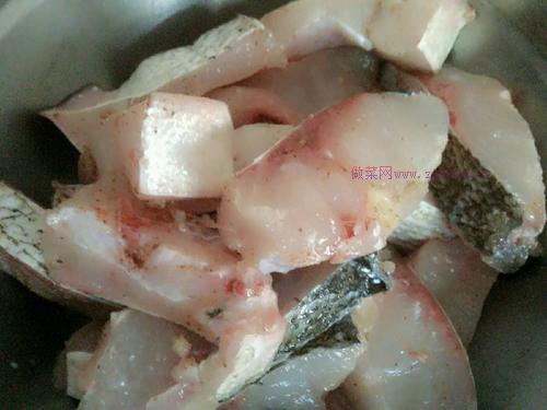 豆豉醬燒鰱魚(yú)塊的做法