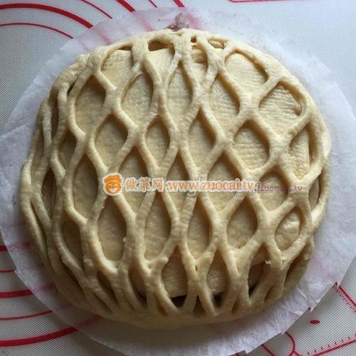 網(wǎng)紋夾心面包的做法