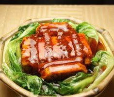 荔浦芋頭紅燒肉 荔浦芋頭的營(yíng)養(yǎng)價(jià)值 荔浦芋頭的適宜人群