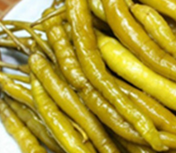 怎樣腌制辣椒才最好吃 輕松腌制辣椒的方法介紹及其營養(yǎng)價值