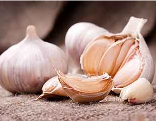 哪些人不宜吃蒜？ 大蒜的三大功效