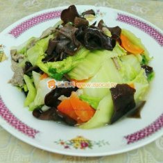 胡蘿卜炒白菜的做法